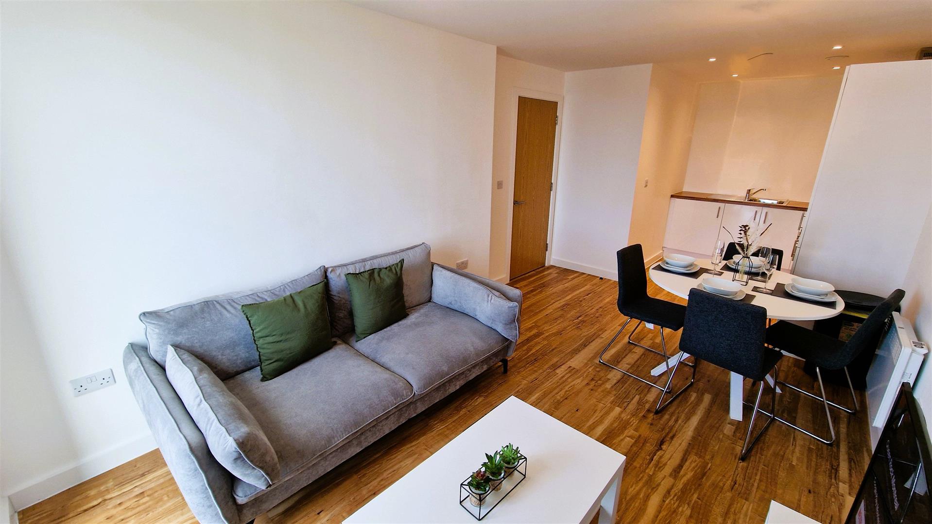 2506 Tower D 18 Michigan Avenue Salford Manchester